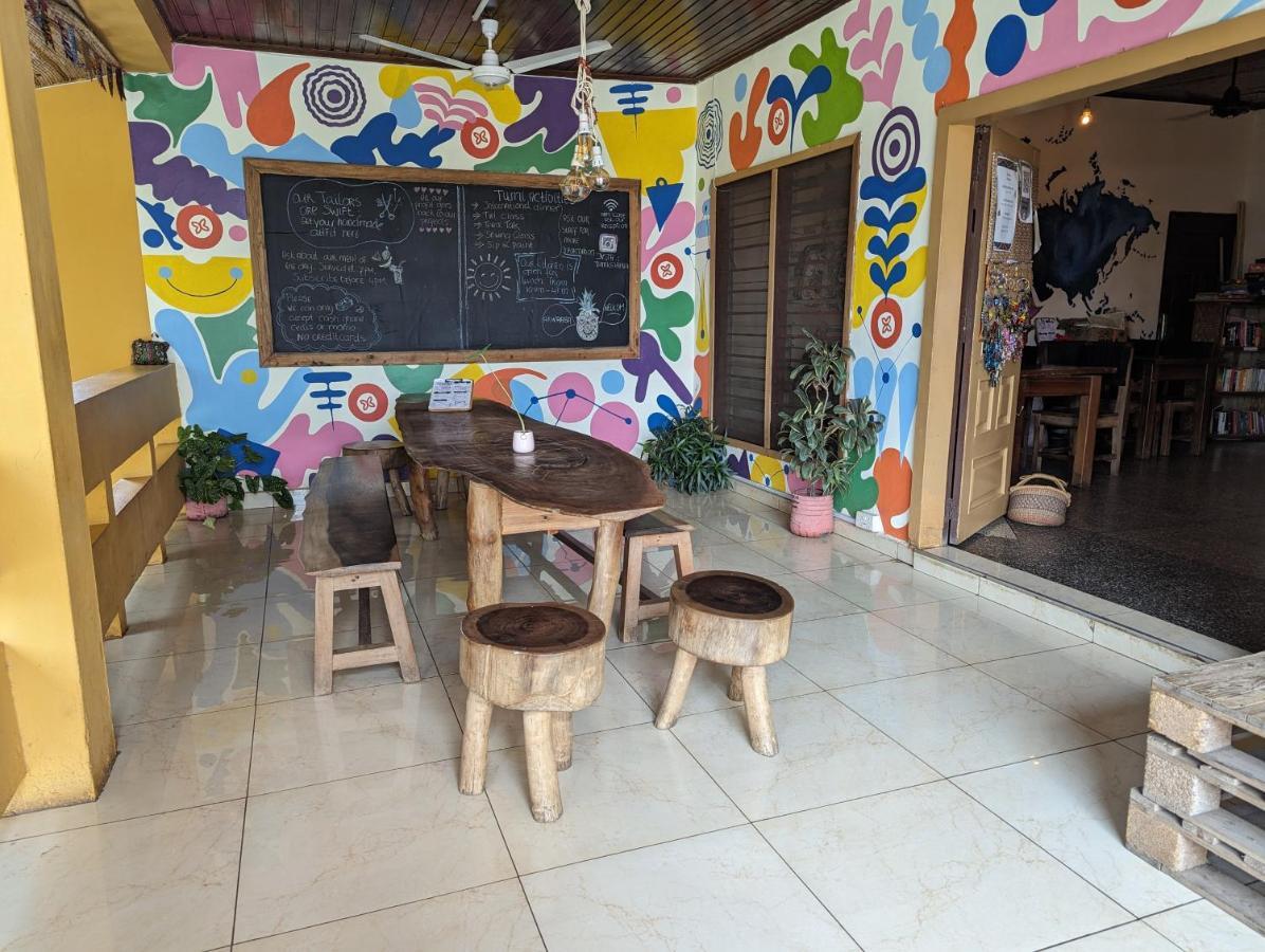 Tumi Hostel Kumasi Exterior photo